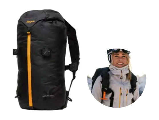 Bergans Y Mountainline Daypack 40L Tourenrucksack in Blau – Produktbild. Leicht, flexibel, mit Safeback SBX kompatibel.
