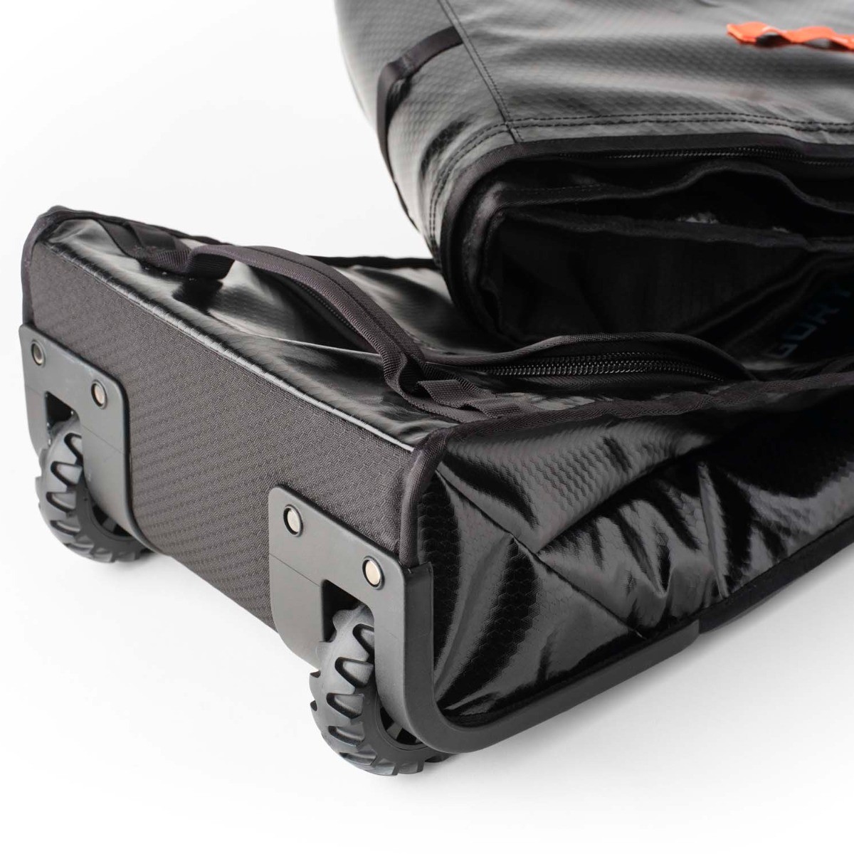 Gregory und Faction launchen gemeinsame Ski Travel Kollektion